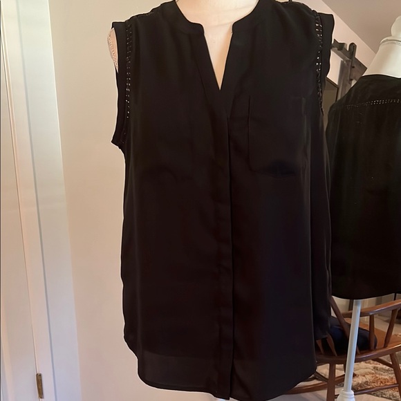 Ann Taylor Elegant Black Sleeveless Blouse - Picture 1 of 6